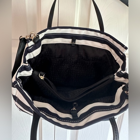 Striped Kate Spade Crossbody Purse - Picture 4 of 4